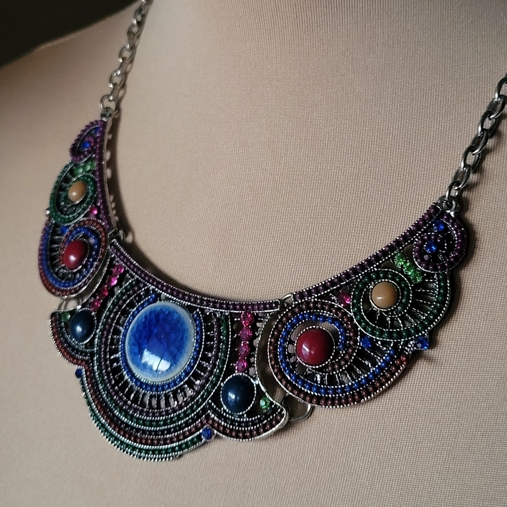 Boho Statement Bib Necklace Multicolor Beaded Faux Stone Eclectic Maximalist Art